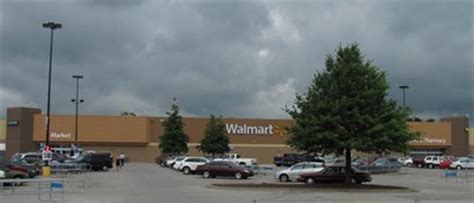 Walmart frankfort - Walmart Supercenter at 2460 E Wabash St, Frankfort IN 46041 - ⏰hours, address, map, directions, ☎️phone number, customer ratings and comments. Walmart Supercenter. ... Walmart Department Store in Frankfort, IN 2460 E Wabash St, Frankfort (765) 654-5528 Suggest an Edit.